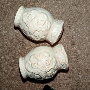 CIC China Salt & Pepper Shakers